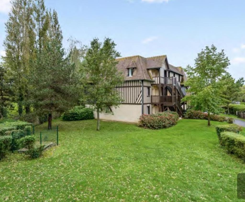 Le Cosy Residence Du Golf 多维尔 外观 照片